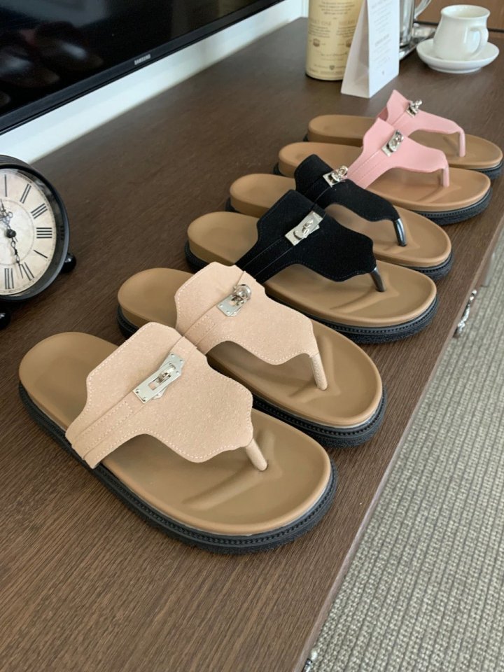 Vade - Korean Women Fashion - #momslook - Summer Thong Gold Decor Round Slippers