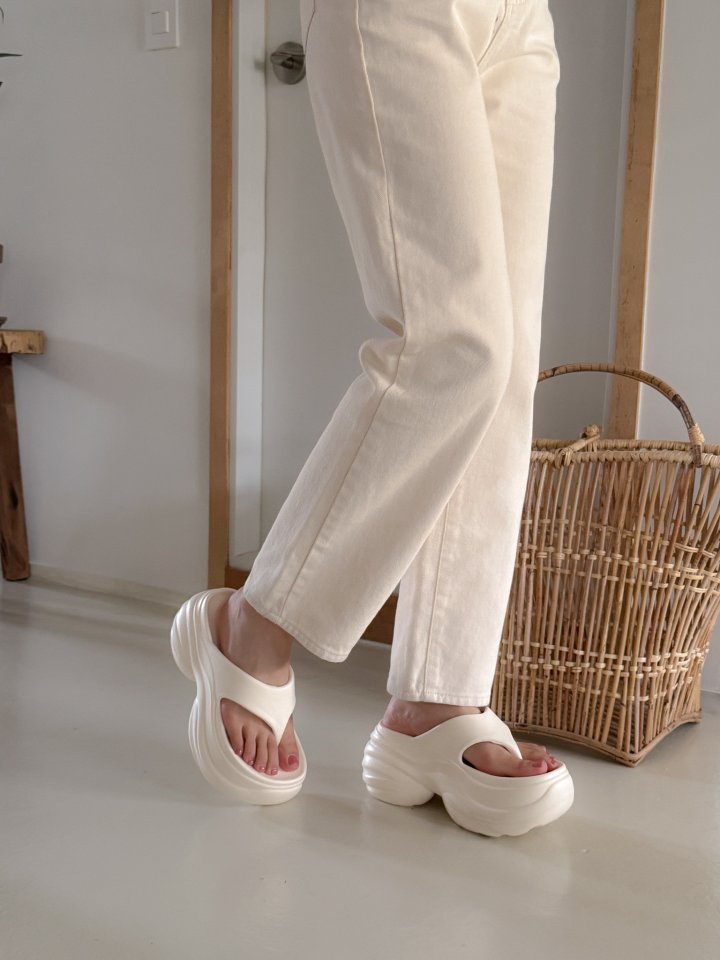 Vade - Korean Women Fashion - #momslook - EVA Slipper Platform Thong - 8