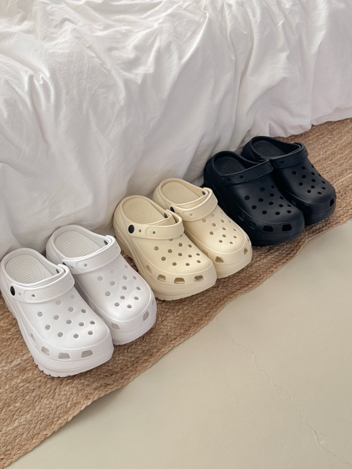 Vade - Korean Women Fashion - #momslook - Rockrocks Slipper Basic EVA Summer Sandals