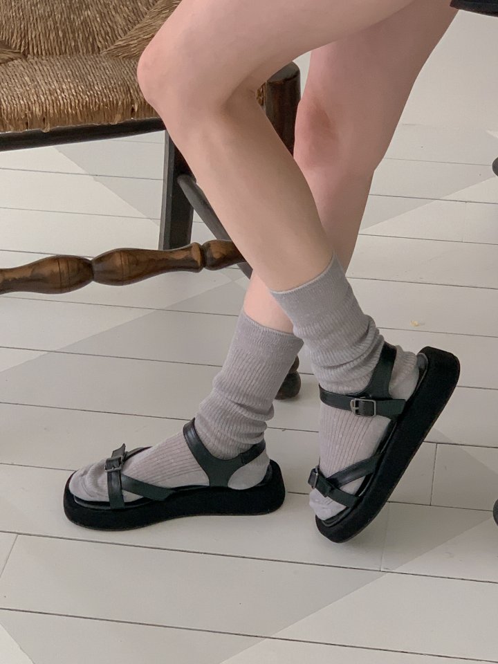 Vade - Korean Women Fashion - #pursuepretty - Strap Black Buckle Flip-Flop Calm Sandals - 12