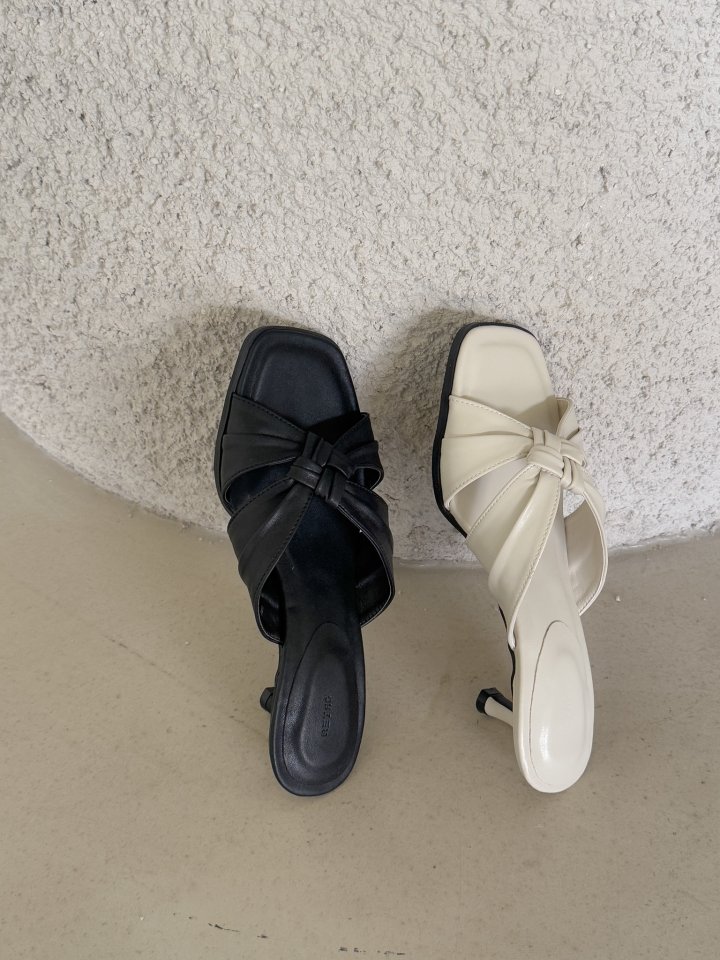 Vade - Korean Women Fashion - #restrostyle - Basic Twisted Sandals - 9