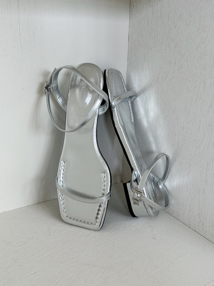 Vade - Korean Women Fashion - #restrostyle - Square Strap Buckle Sandals - 2