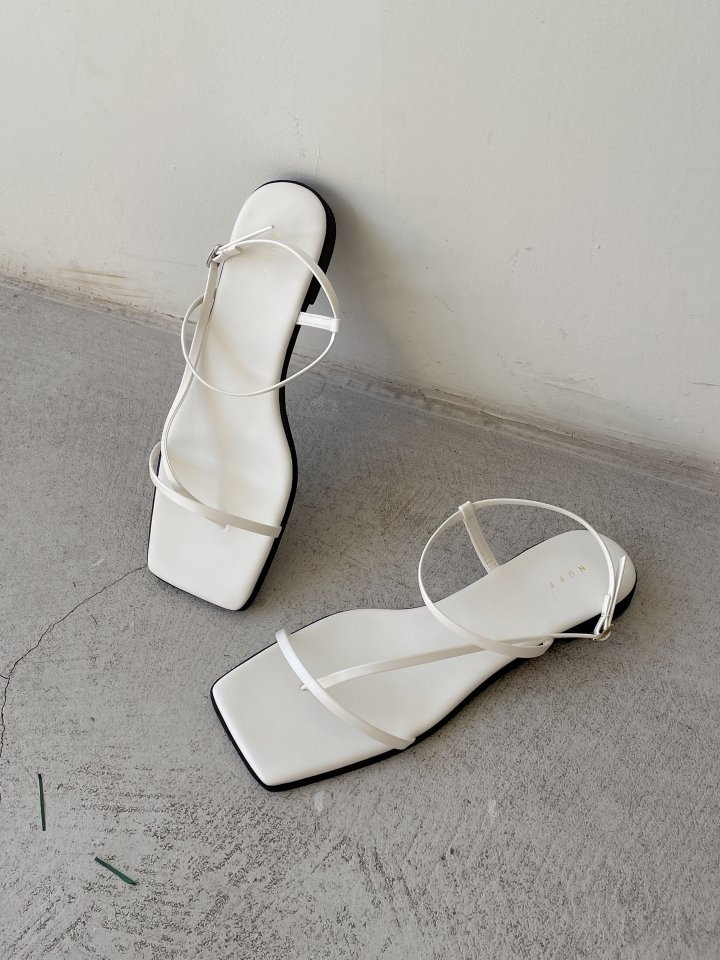 Vade - Korean Women Fashion - #restrostyle - Low Heel Square Point Flip-Flop Sandals - 4