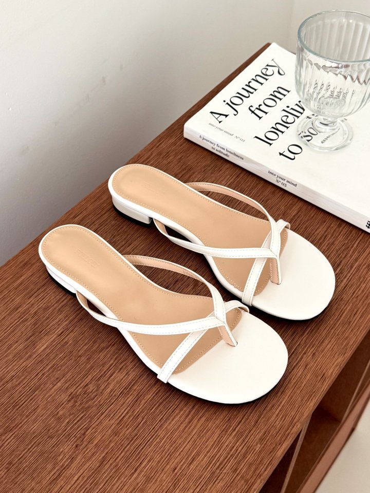 Vade - Korean Women Fashion - #shopsmall - Round Twisted Slipper Sandals - 3