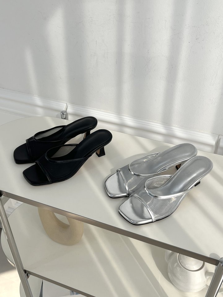 Vade - Korean Women Fashion - #shopsmall - Round Slim Sandals - 2