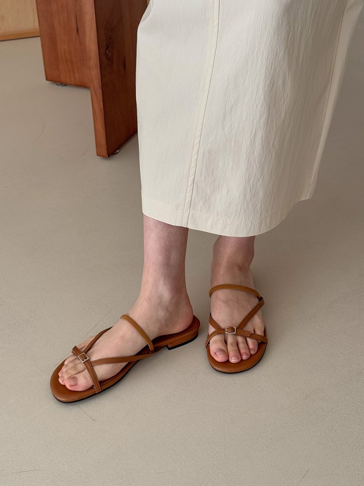 Vade - Korean Women Fashion - #thatsdarling - Buckle Strap Sandals Low Heel Slipper - 11