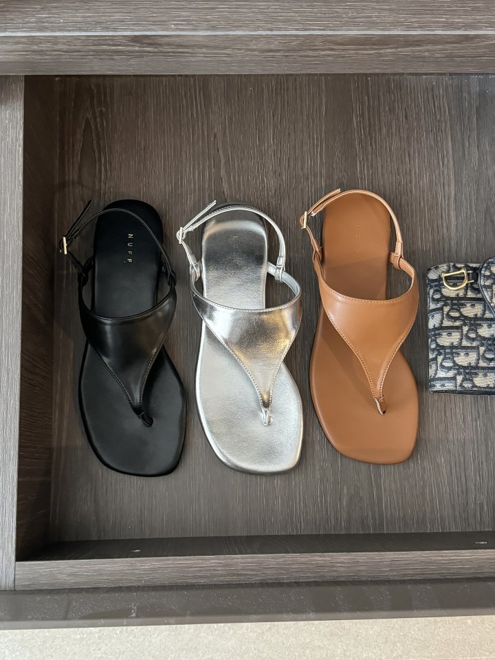 Vade - Korean Women Fashion - #thatsdarling - Round Big Toe Flip-Flop Sandals - 12