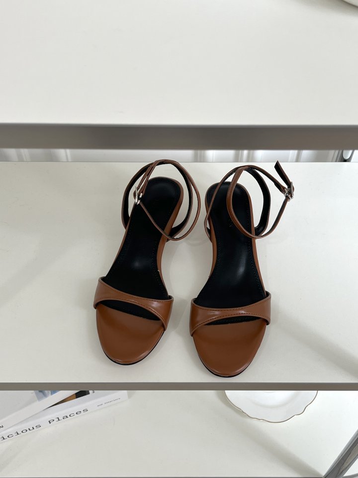 Vade - Korean Women Fashion - #thatsdarling - Mary Jane Round Strap Sandals - 5