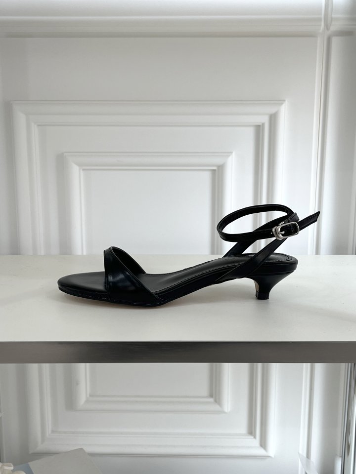 Vade - Korean Women Fashion - #thelittlethings - Mary Jane Round Strap Sandals - 6