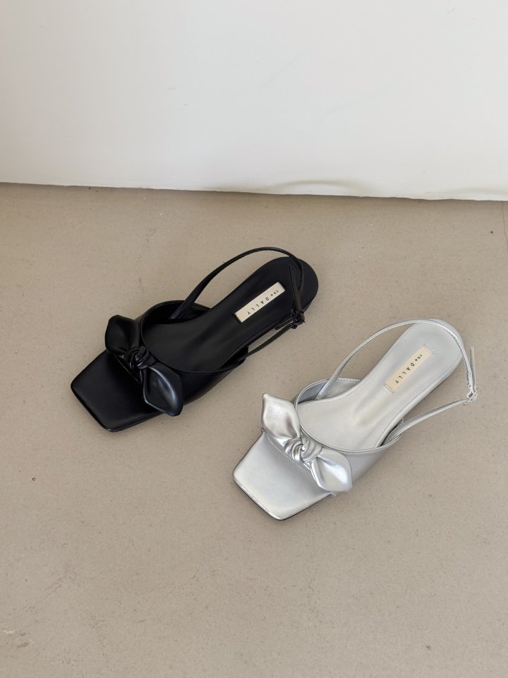 Vade - Korean Women Fashion - #womensfashion - Ribbon Strap Square Slipper Sandals - 4