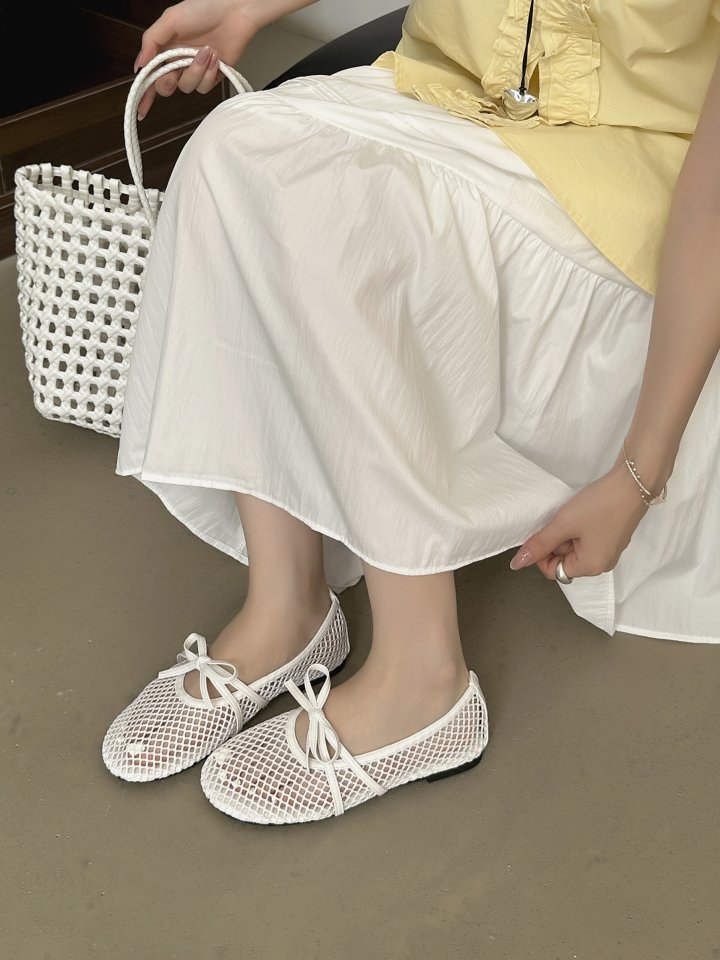 Vade - Korean Women Fashion - #vintageinspired - Mesh Ribbon Mesh Flat - 11