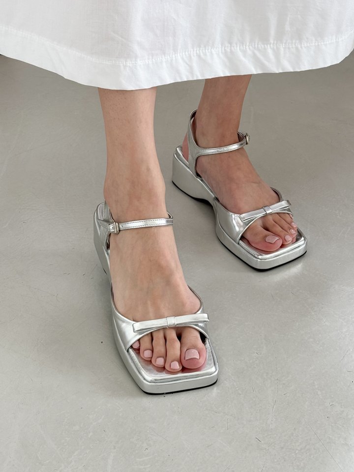 Vade - Korean Women Fashion - #vintageinspired - Sandals Platform Square Buckle Decor Heels - 2