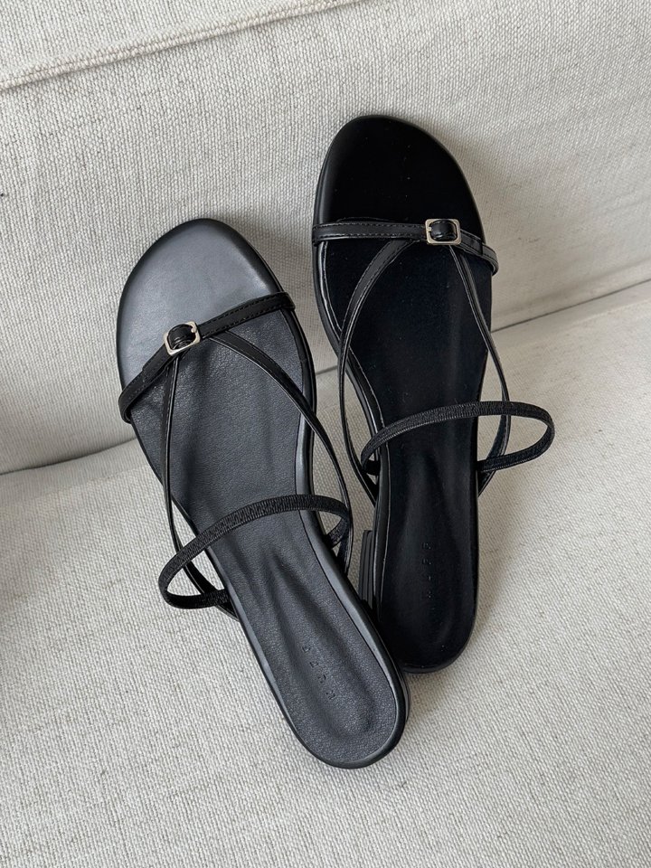 Vade - Korean Women Fashion - #vintagekidsstyle - Buckle Strap Sandals Low Heel Slipper - 6