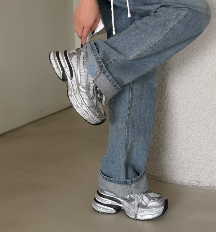 Vade - Korean Women Fashion - #womensfashion - Basic Chunky Platform Sneakers - 3