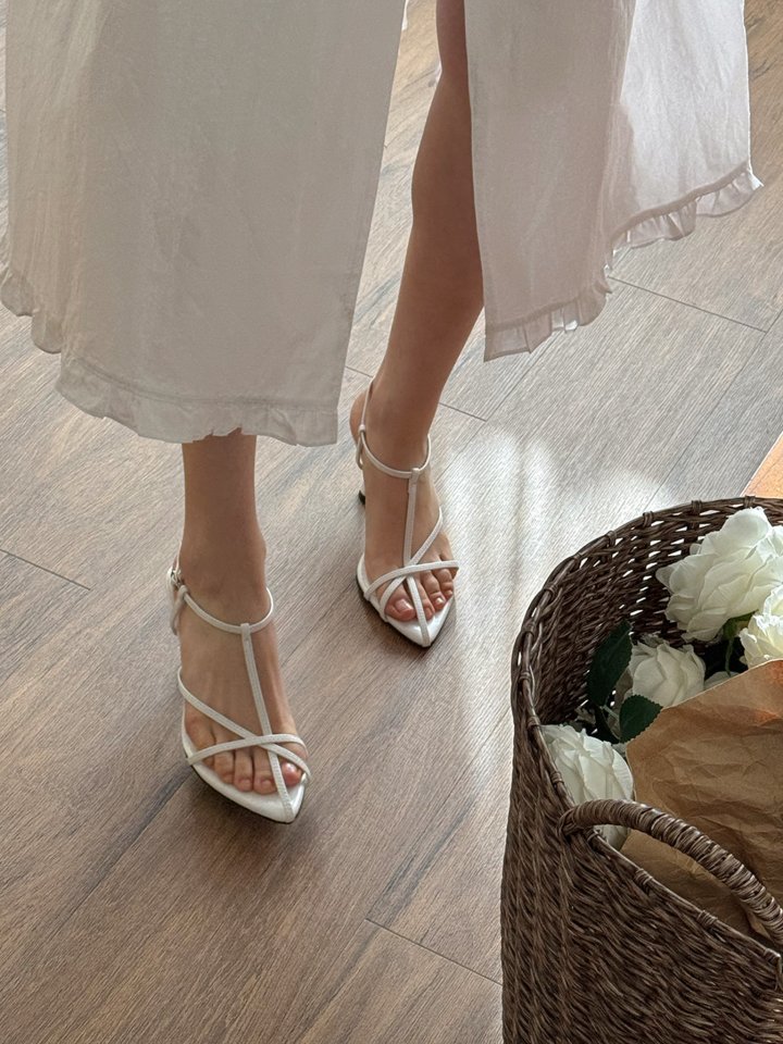 Vade - Korean Women Fashion - #womensfashion - Basic Heel Strap Round Stiletto Sandals - 7
