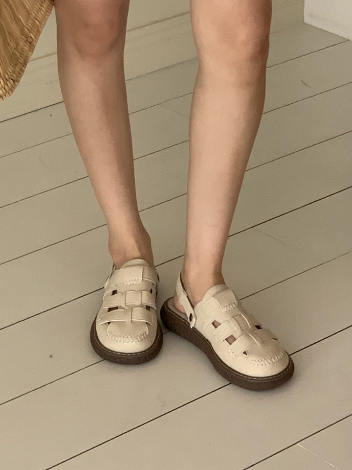 Vade - Korean Women Fashion - #womensfashion - Mule Medusa Sandals - 6