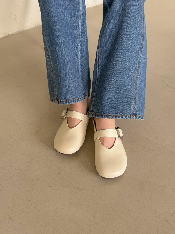 Vade - Korean Women Fashion - #womensfashion - Basic Mary Jane Flat - 5