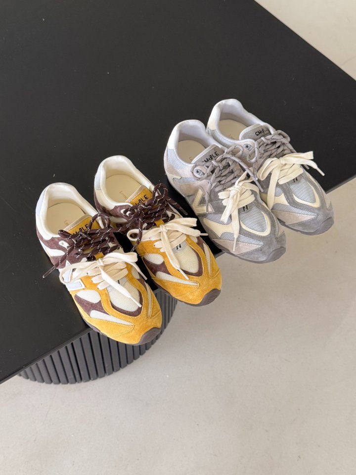 Vade - Korean Women Fashion - #womensfashion - Leather Sneakers