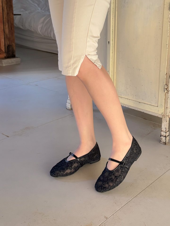 Vade - Korean Women Fashion - #womensfashion - Mesh Strap Floral Flat - 11