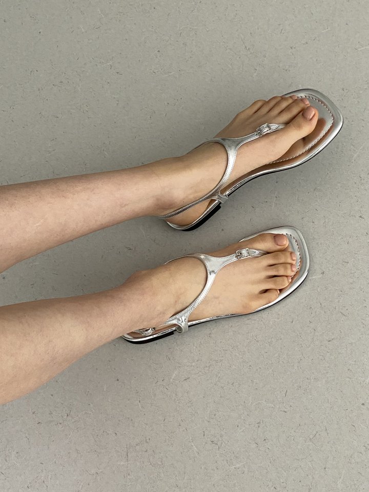 Vade - Korean Women Fashion - #womensfashion - Buckle Strap Flip-Flop Sandals - 10