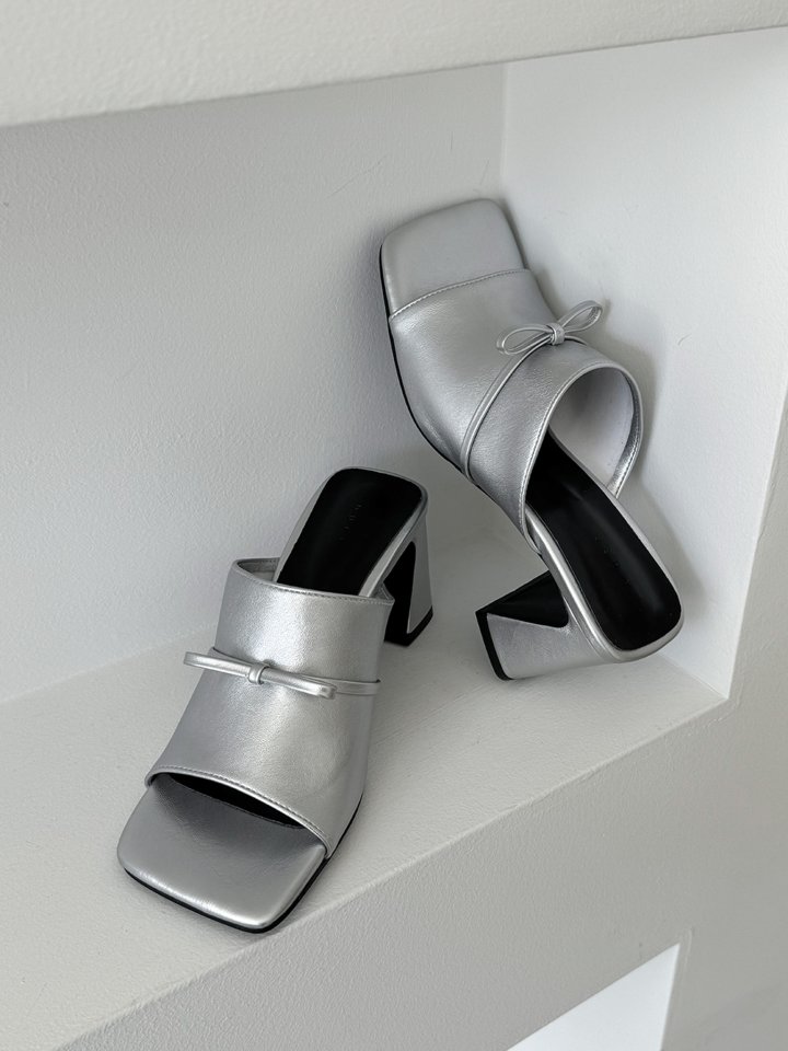 Vade - Korean Women Fashion - #womensfashion - Square Round Mule Sandals - 11