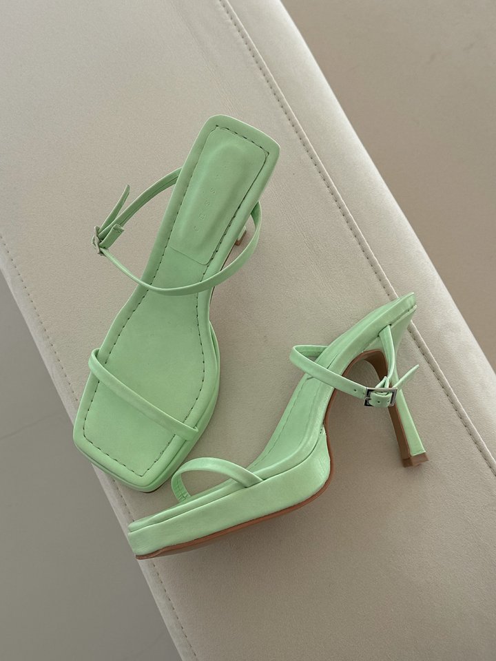 Vade - Korean Women Fashion - #womensfashion - Basic Square Platform Kabushi Kill Heels - 5