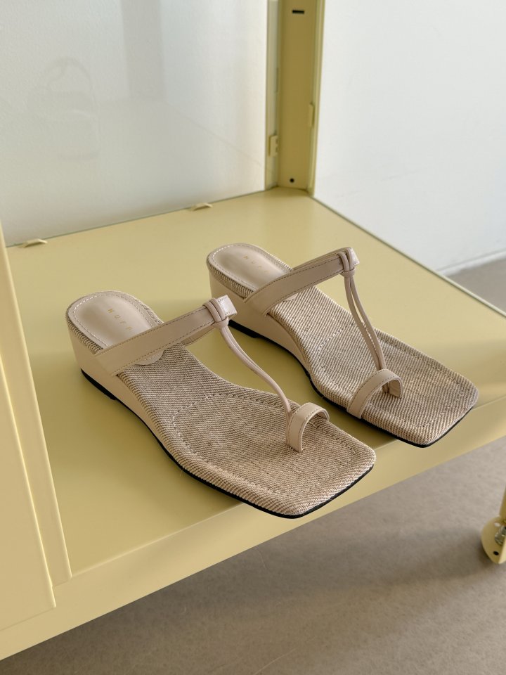 Vade - Korean Women Fashion - #womensfashion - Wedge Open-Toe Flip-Flop Sandals Heel - 8