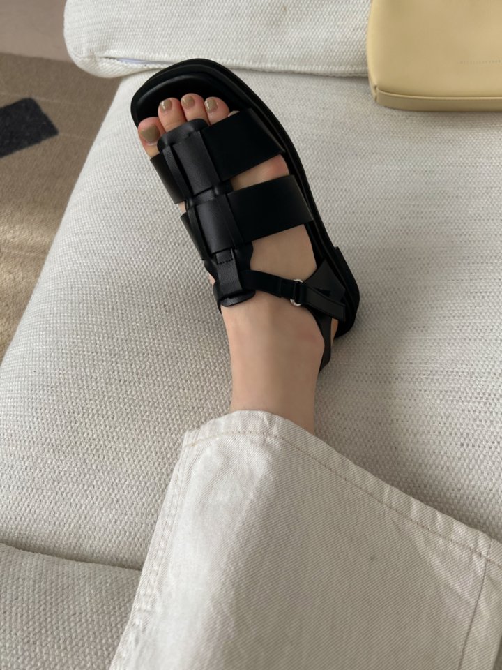 Vade - Korean Women Fashion - #womensfashion - Square Open-Toe Sandals - 11