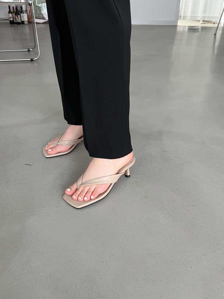 Vade - Korean Women Fashion - #womensfashion - Square Flip-Flop Sandals Mule Heel - 12