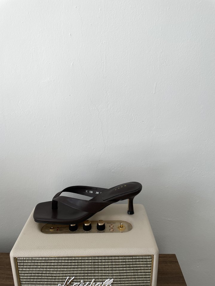 Vade - Korean Women Fashion - #womensfashion - Square Flip-Flop Sandals Mule Heel - 6