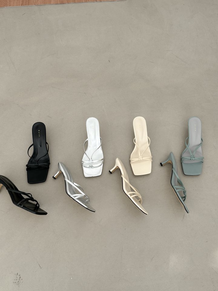Vade - Korean Women Fashion - #womensfashion - Twisted Square Sandals Heel