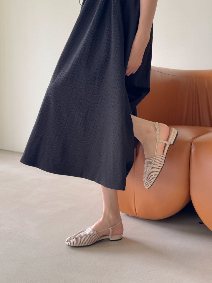 Vade - Korean Women Fashion - #womensfashion - Round Square Slingback Heel - 3