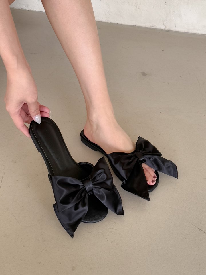 Vade - Korean Women Fashion - #womensfashion - Large Ribbon Slippers - 10