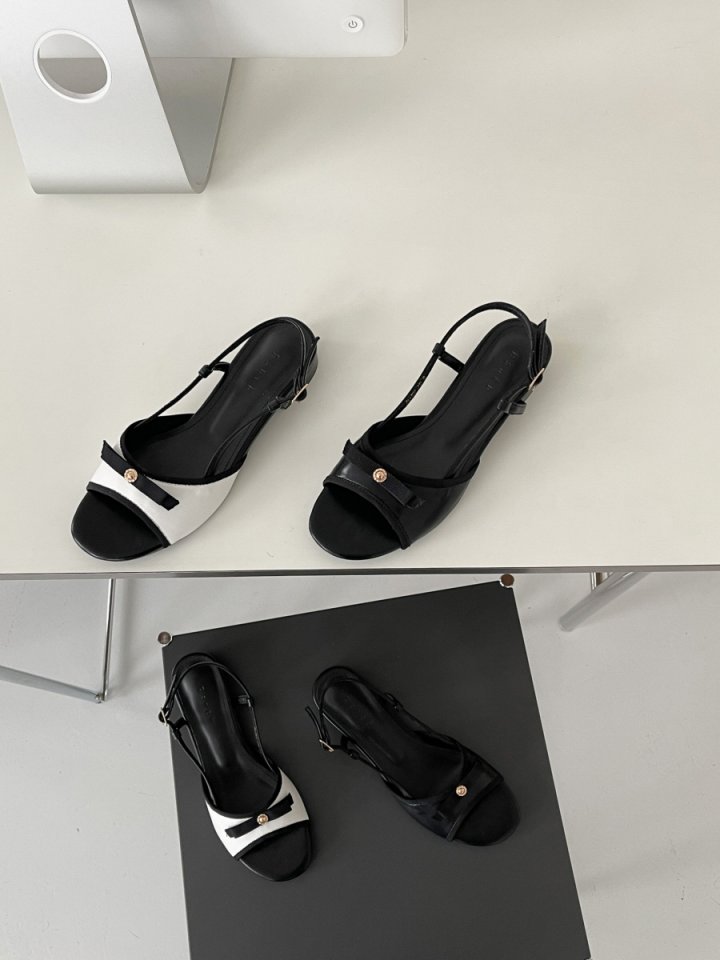 Vade - Korean Women Fashion - #womensfashion - Mary Jane Round Open Flats - 10