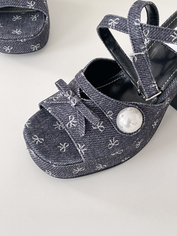 Vade - Korean Women Fashion - #womensfashion - Chunky Pearl Ribbon Sandals Heels - 10