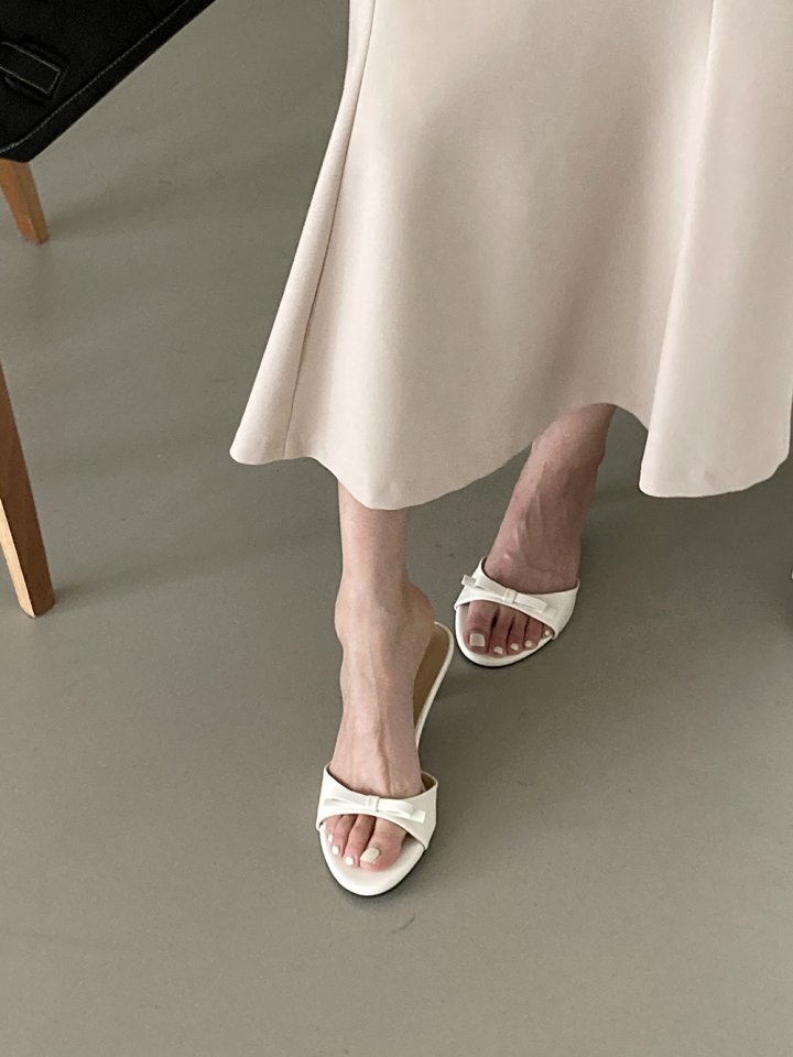Vade - Korean Women Fashion - #womensfashion - Vivid Ribbon Mule Sandals - 8