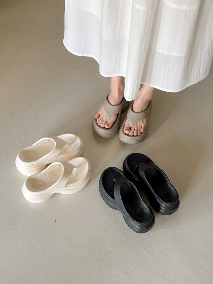 Vade - Korean Women Fashion - #womensfashion - EVA Slipper Platform Thong - 3