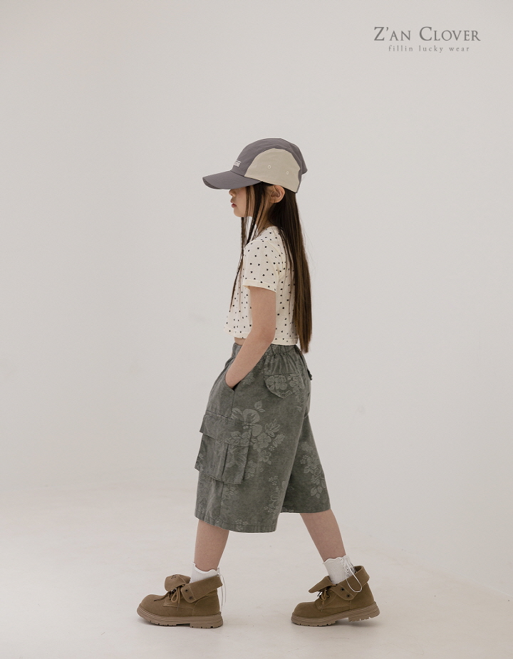 Zan Clover - Korean Children Fashion - #stylishchildhood - Flower Cargo Bermuda Pants - 11