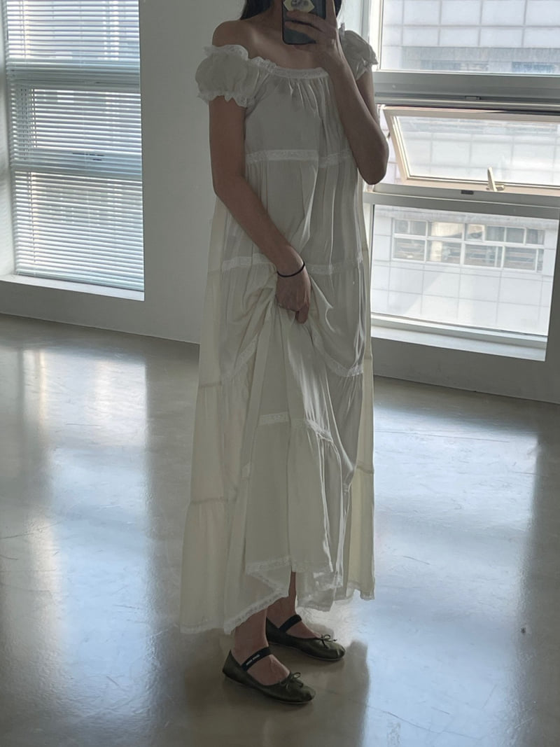 140 Avenue - Korean Women Fashion - #restrostyle - Blur Lace Long One-piece - 3
