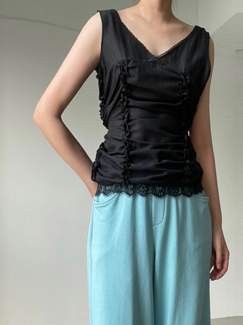140 Avenue - Korean Women Fashion - #romanticstyle - Shirring Lace Sleeveless - 3