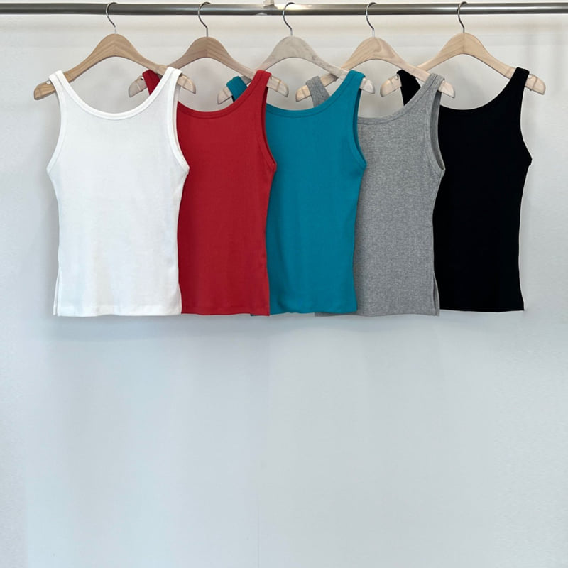 140 Avenue - Korean Women Fashion - #thelittlethings - Slit Ribbed Sleeveless