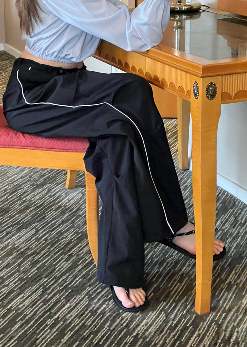 140 Avenue - Korean Women Fashion - #womensfashion - Contrast Piped Pants - 6