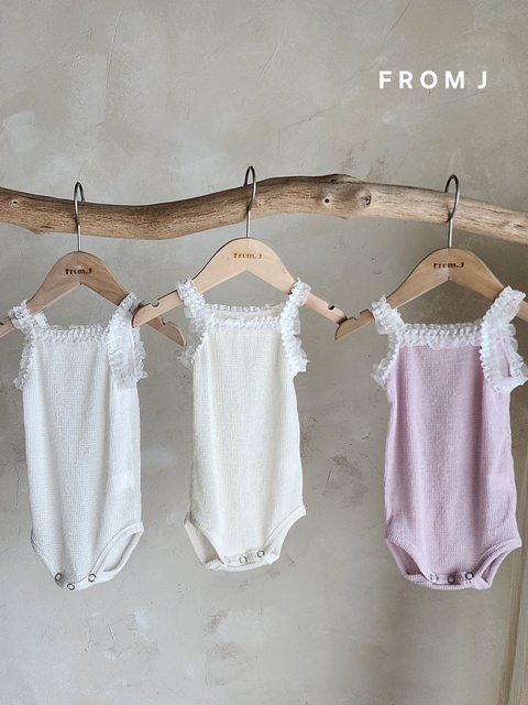 Lauren Sleeveless Suit