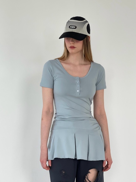 Henley Neck Pleated One-piece Henley Neck Pleated One-piece