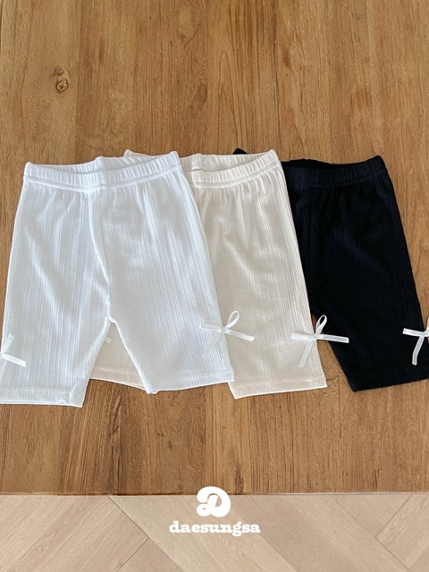Slit Ribbon Leggings Slit Ribbon Leggings