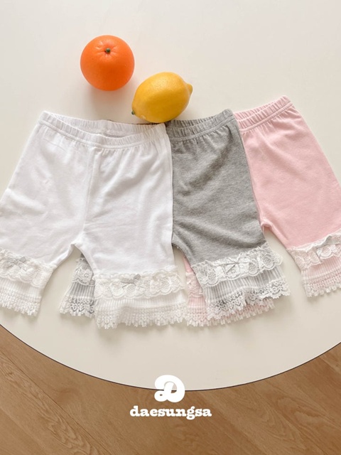 Tiered Lace Leggings Tiered Lace Leggings