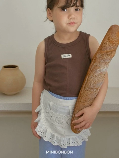 Rounded Apron