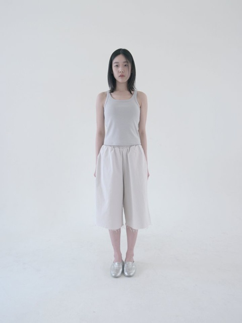 Cutting Bermuda Pants Cutting Bermuda Pants