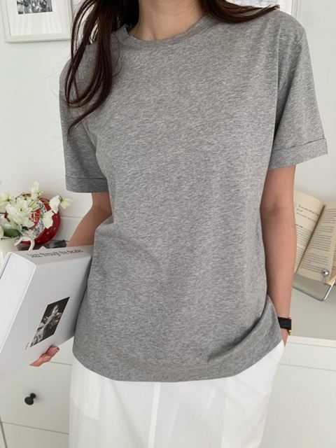 Silket Roll-Up Tee Silket Roll-Up Tee