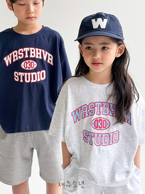 Studio Tee